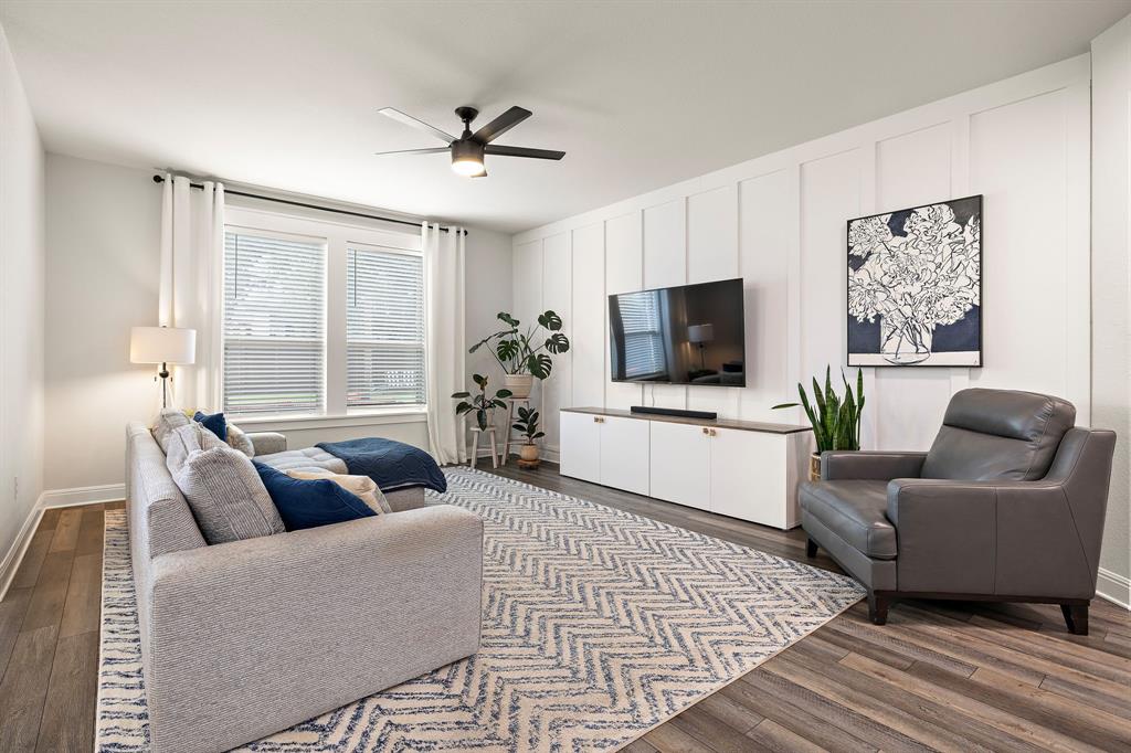 3207 SCENIC VALLEY DR