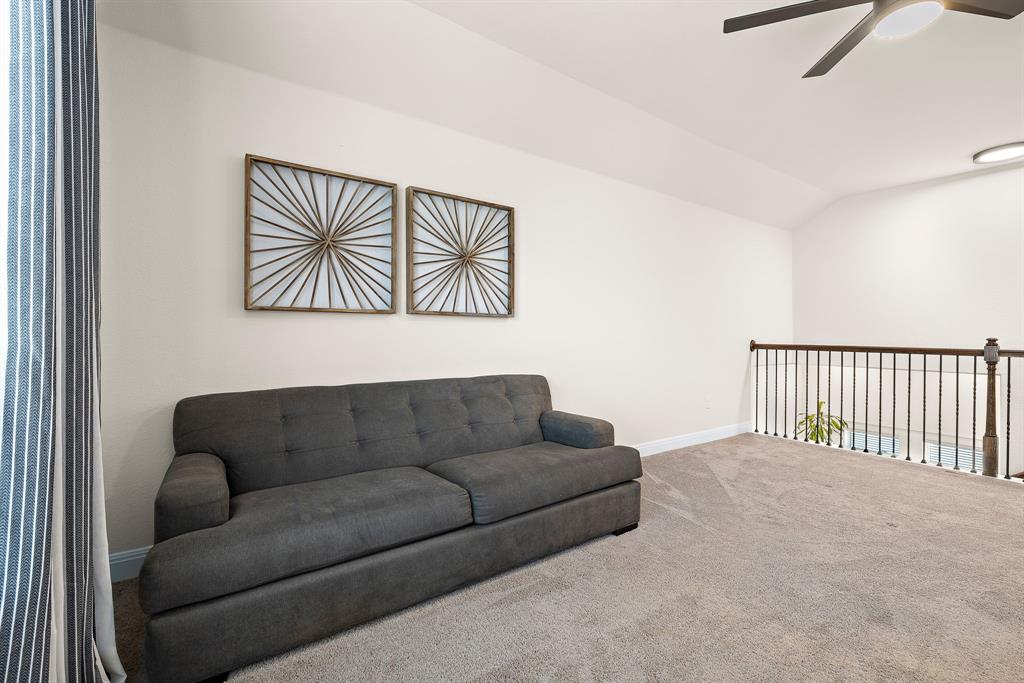 3207 SCENIC VALLEY DR