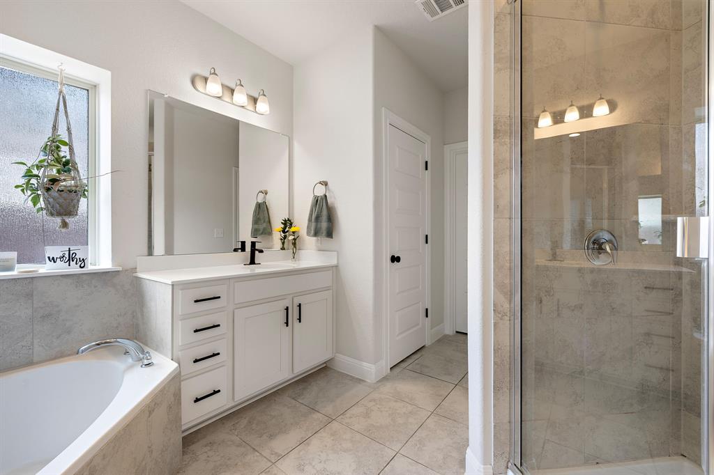 3207 SCENIC VALLEY DR