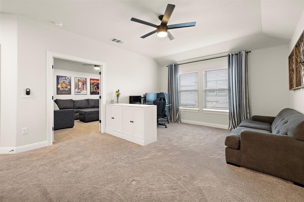 3207 SCENIC VALLEY DR