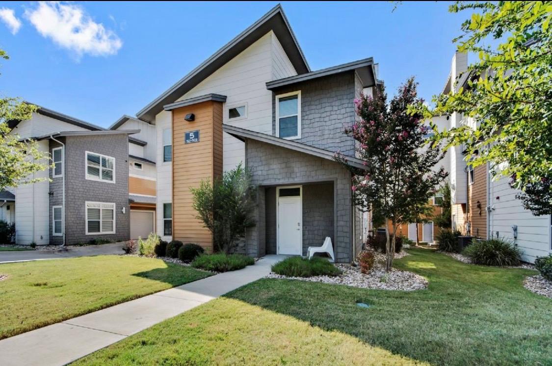 2606 Wilson ST # 601