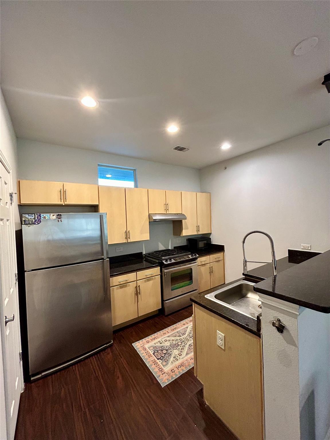 2606 Wilson ST # 601