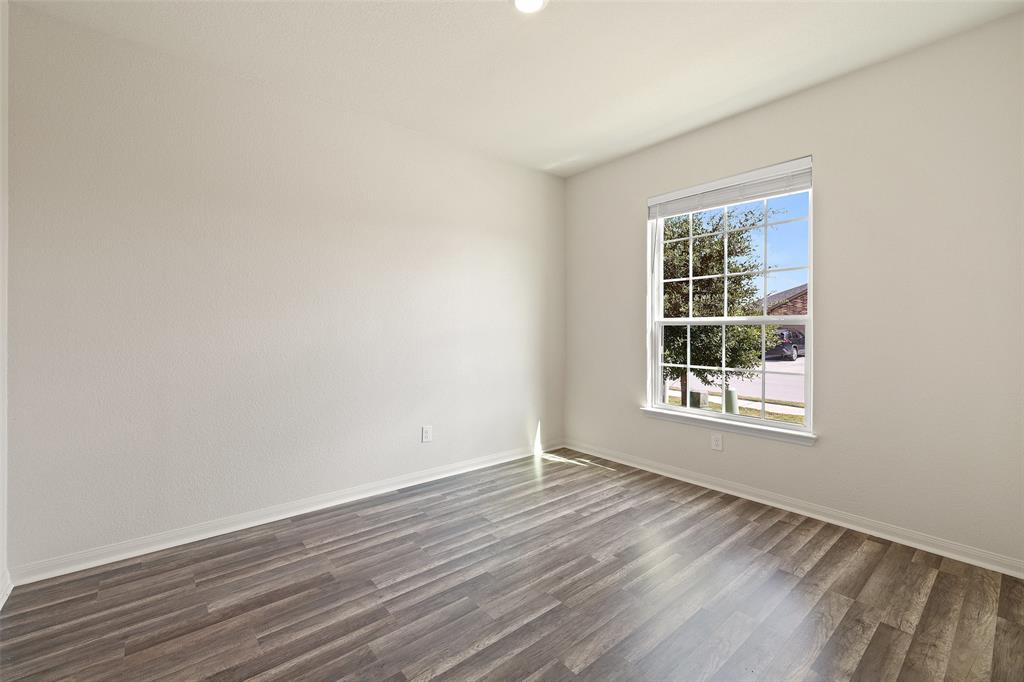 120 Continental Ave