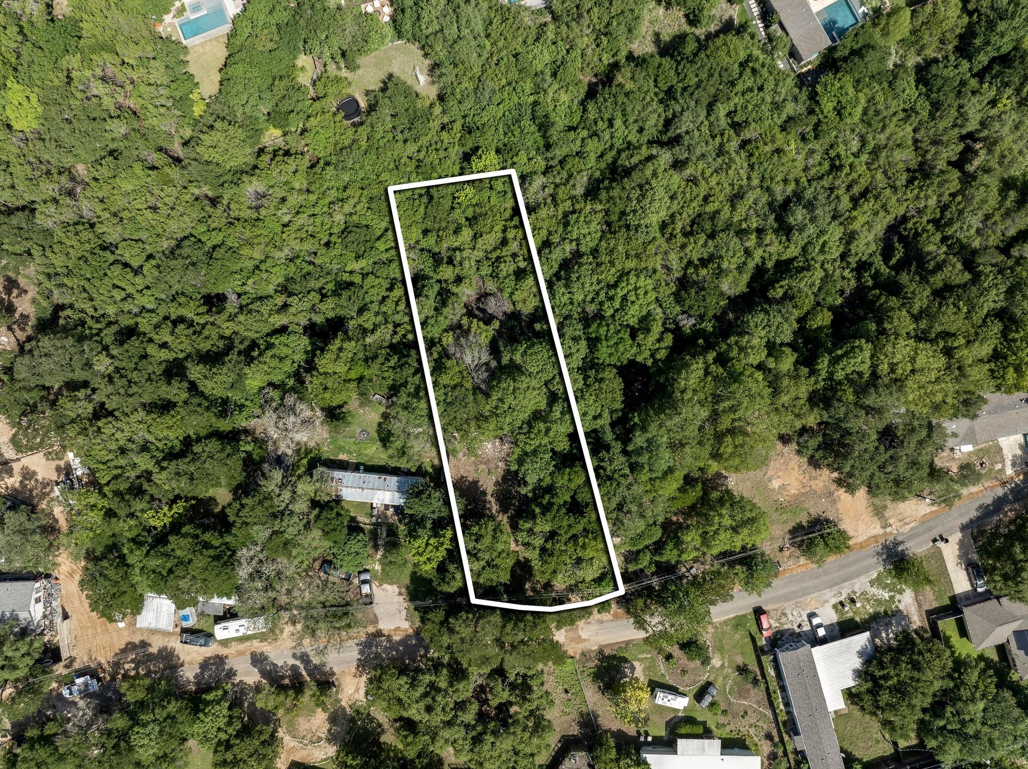 1602 Miami DR
