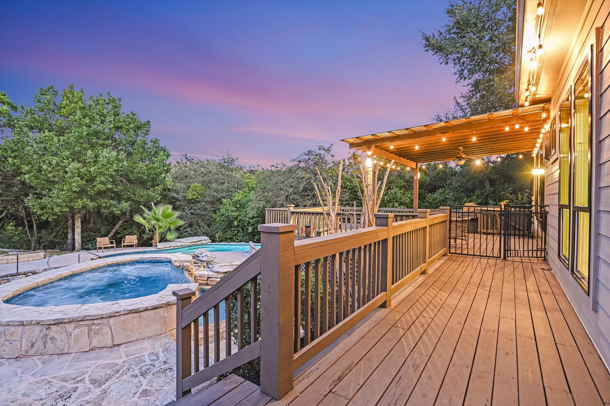 5507 Mount Bonnell RD