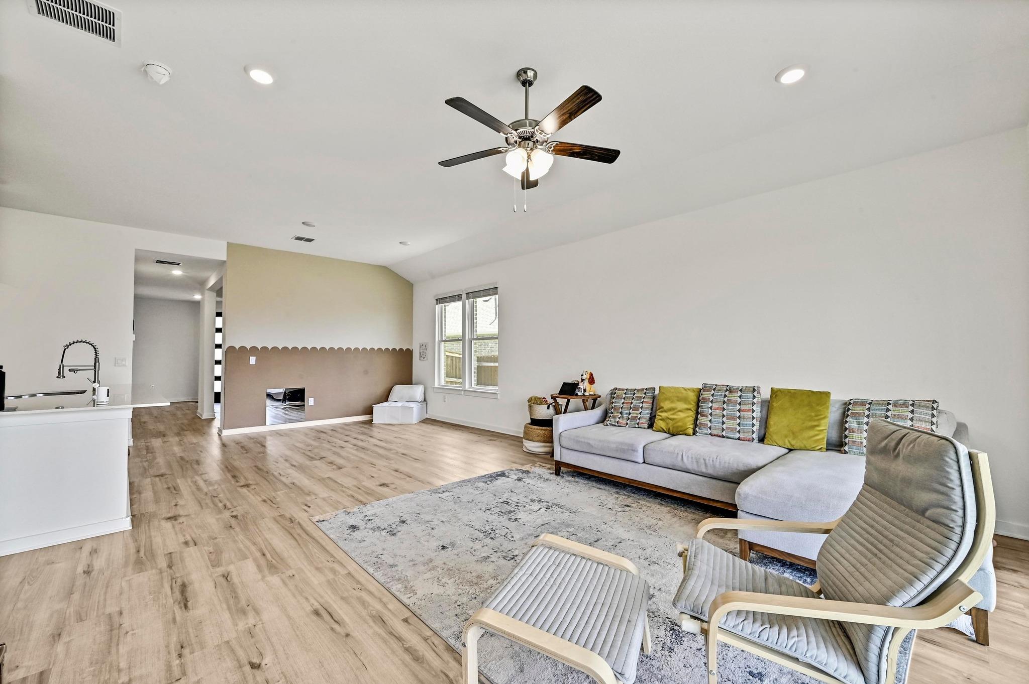 2037 Wilsons Warbler DR