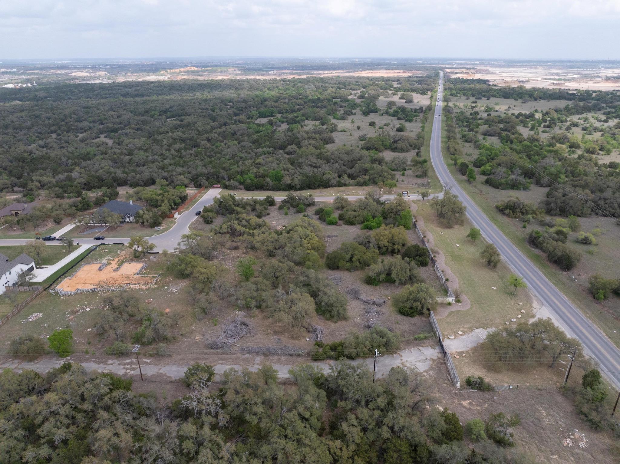 302 Shelf Rock RD