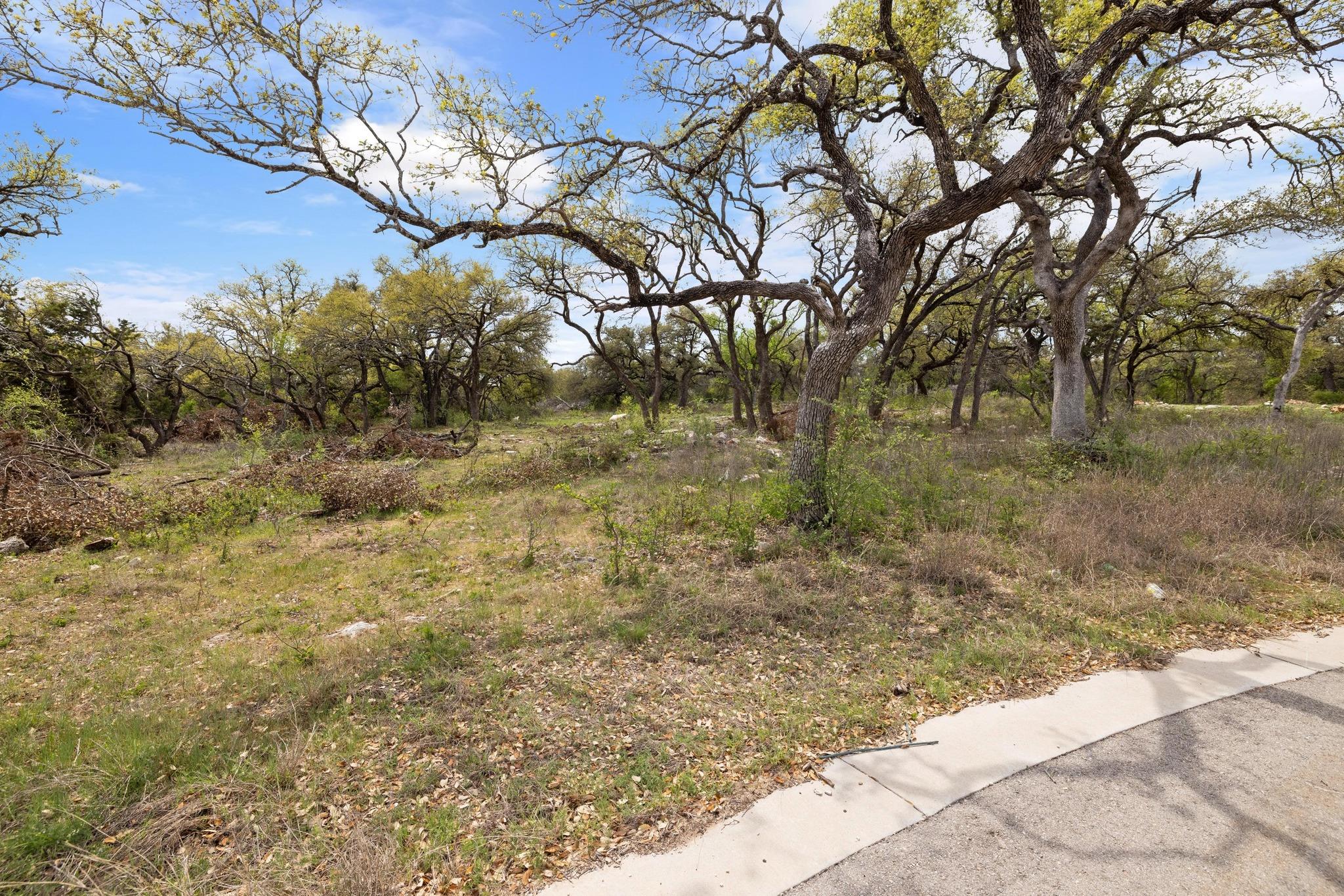 302 Shelf Rock RD