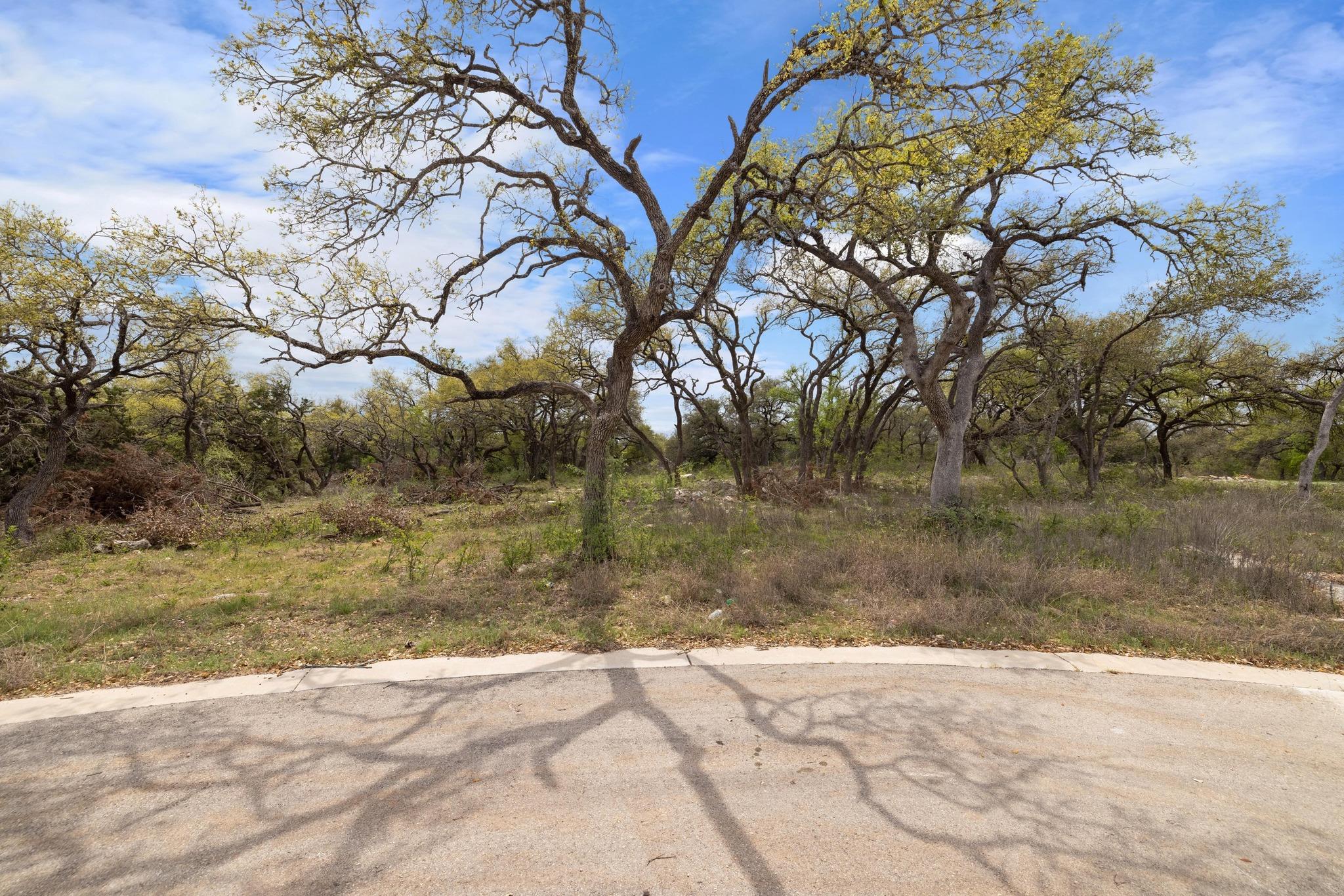 302 Shelf Rock RD