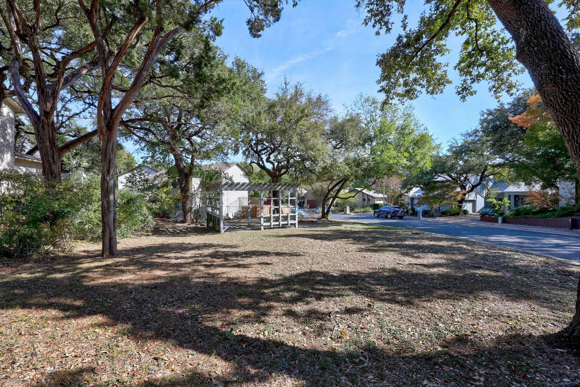 5712 Sam Houston CIR