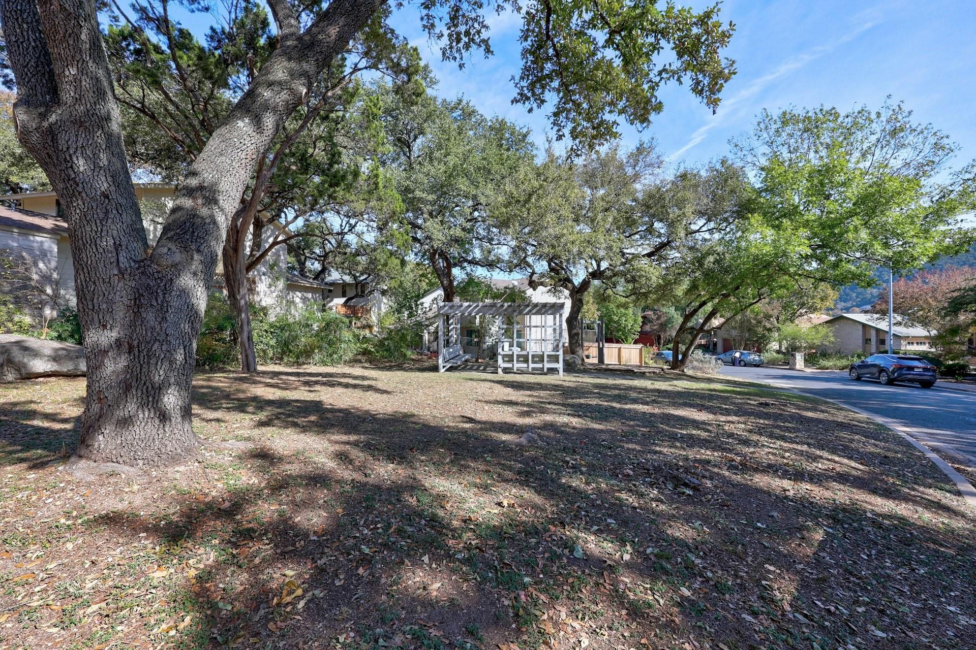 5712 Sam Houston CIR