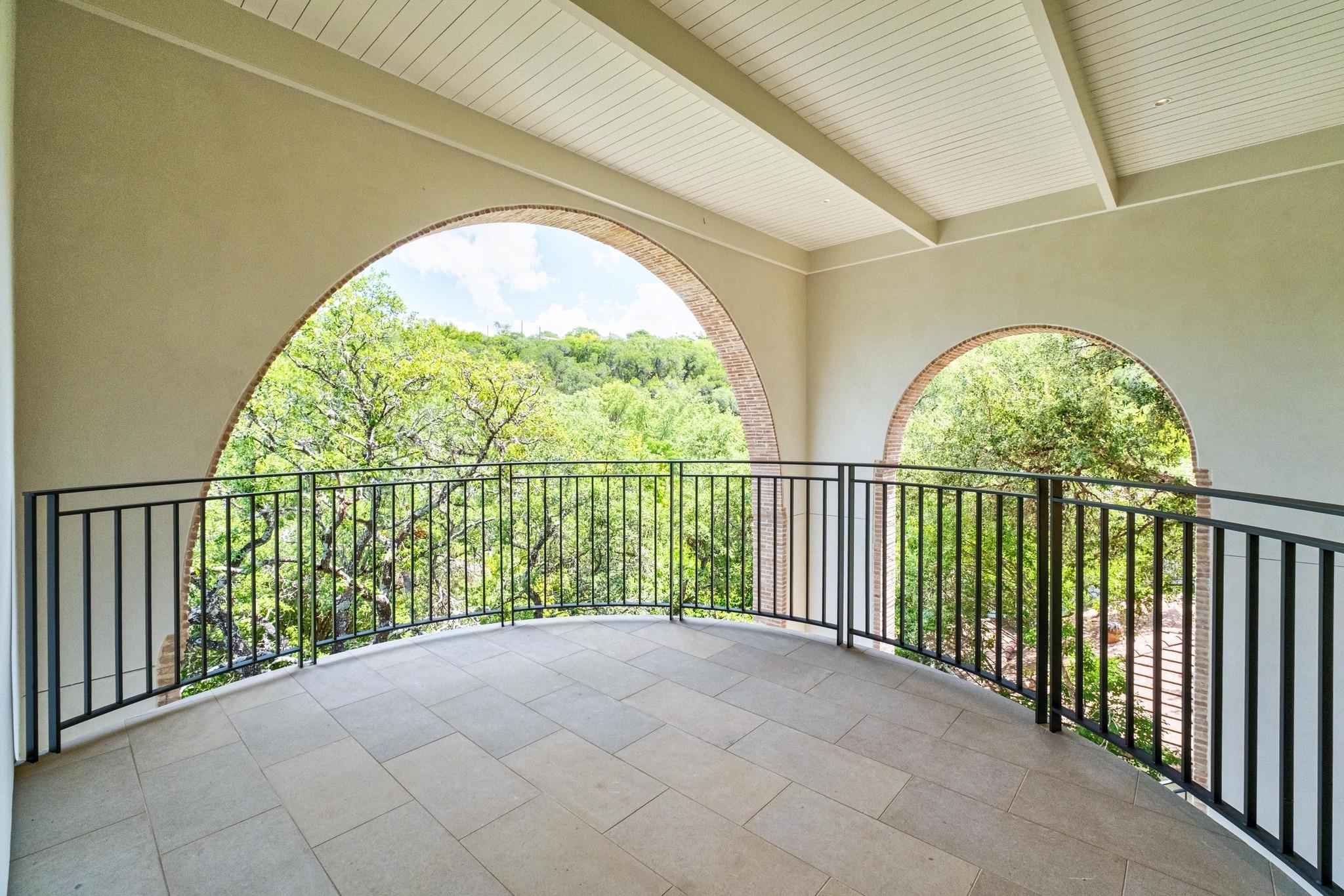 4500 River Wood CT