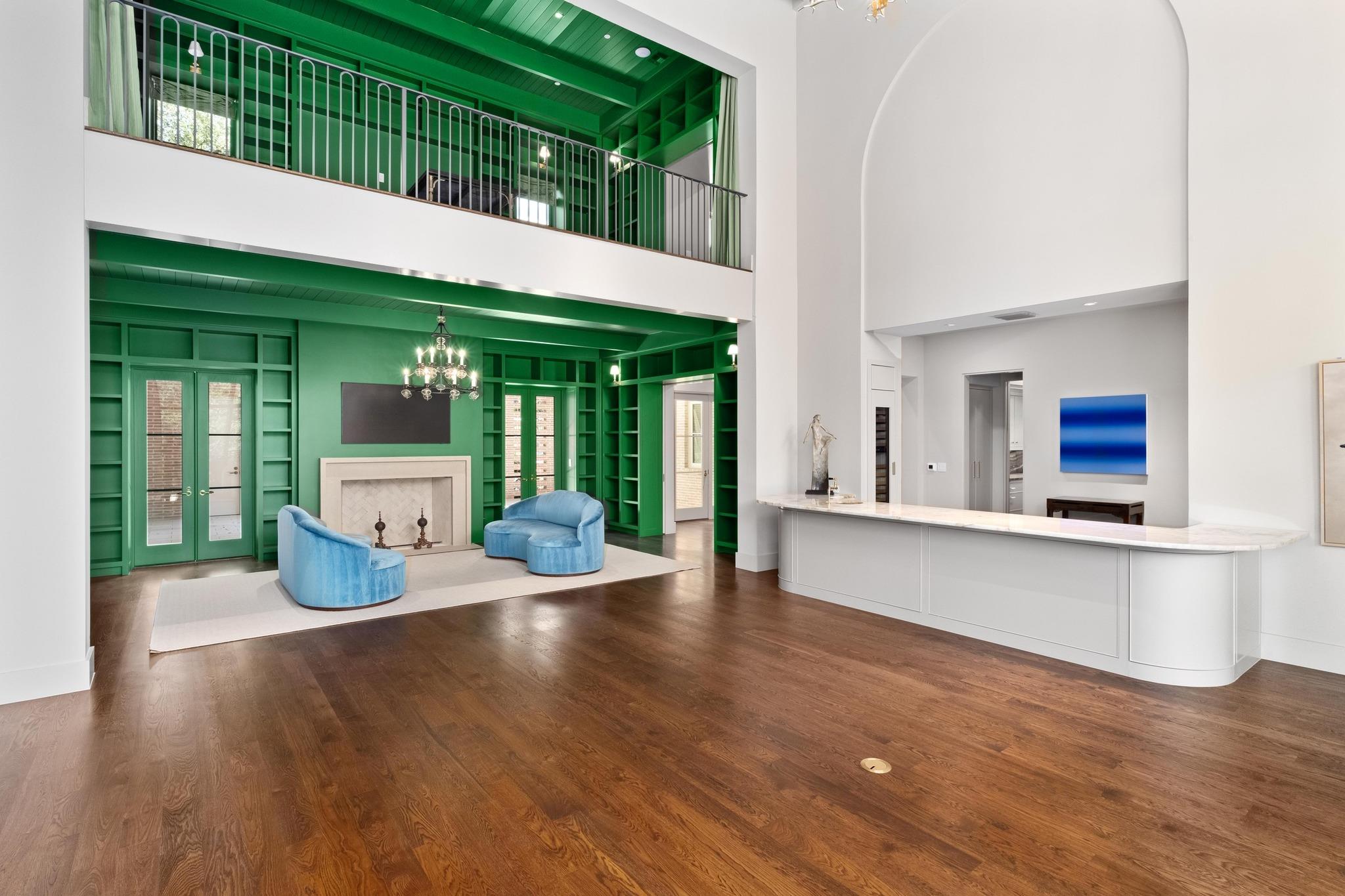 4500 River Wood CT