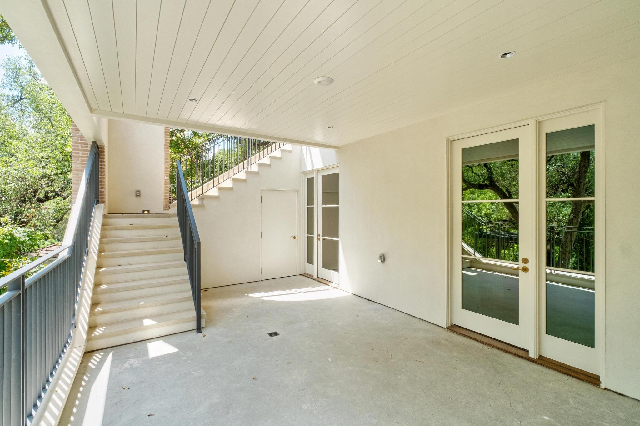4500 River Wood CT