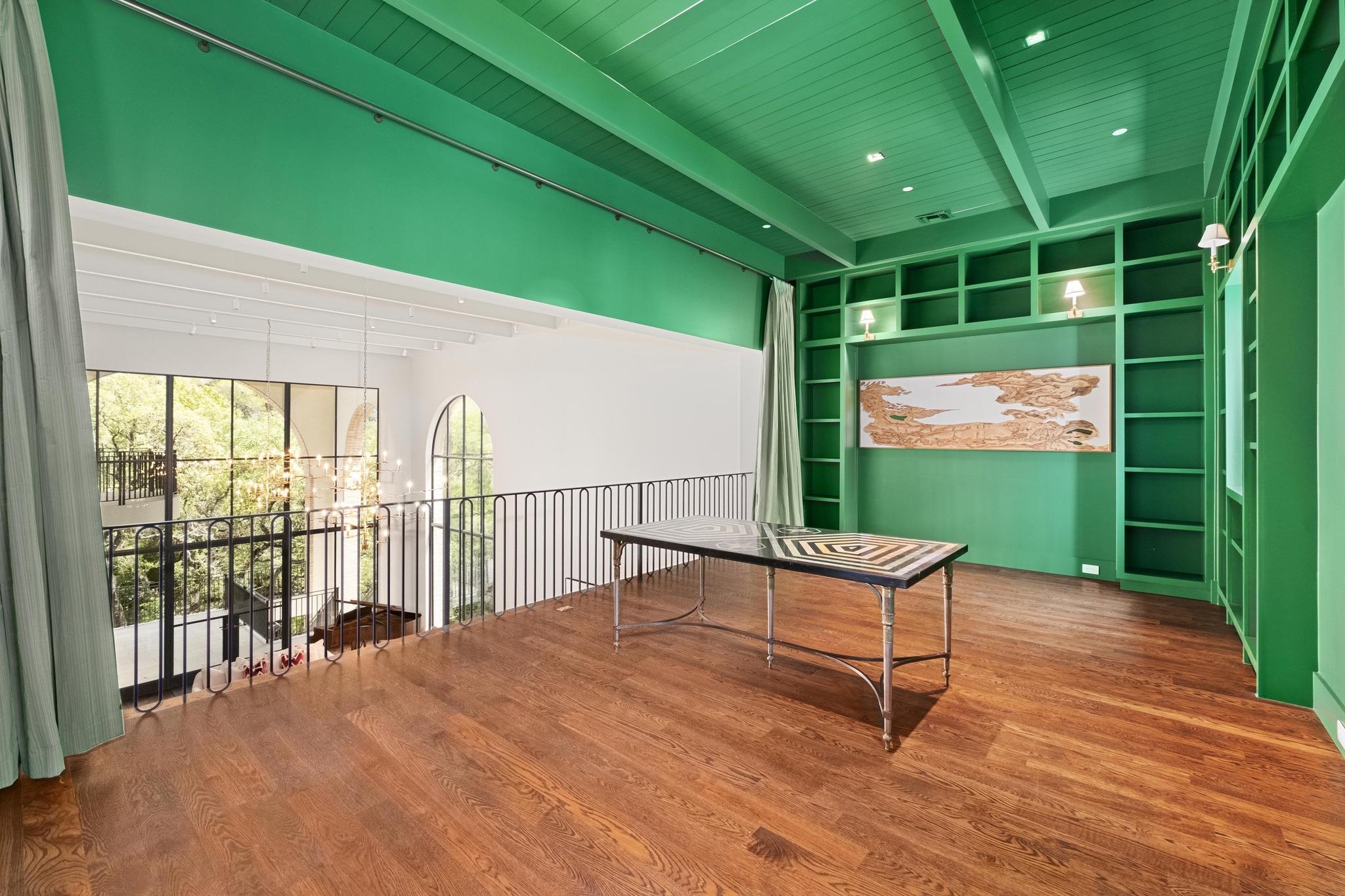 4500 River Wood CT