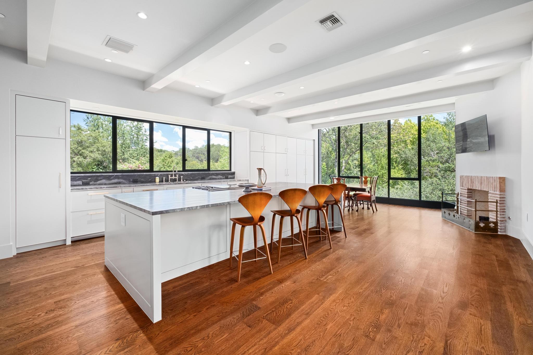 4500 River Wood CT