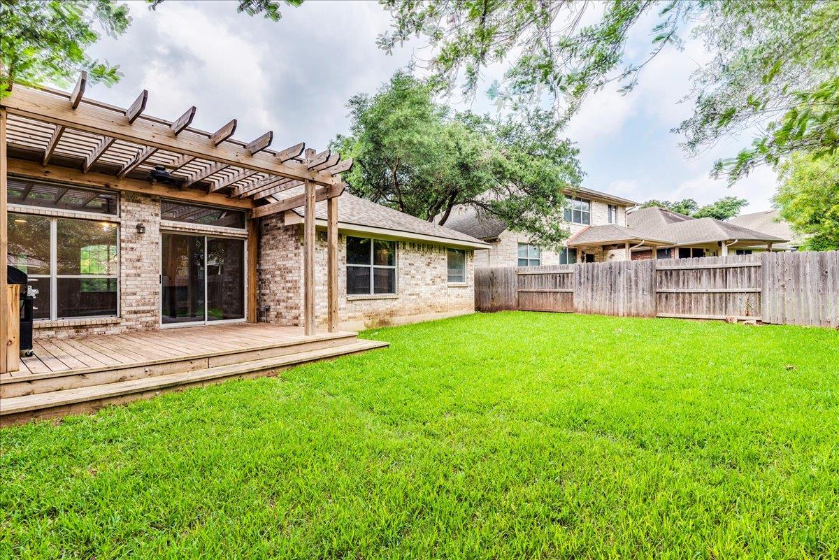 5712 Janabyrd LN