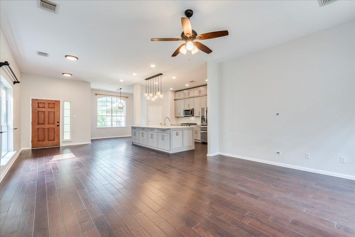 5712 Janabyrd LN