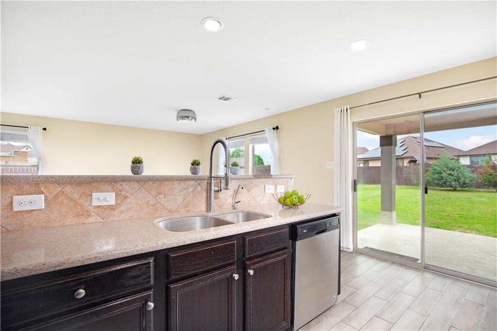 1012 Bethel WAY