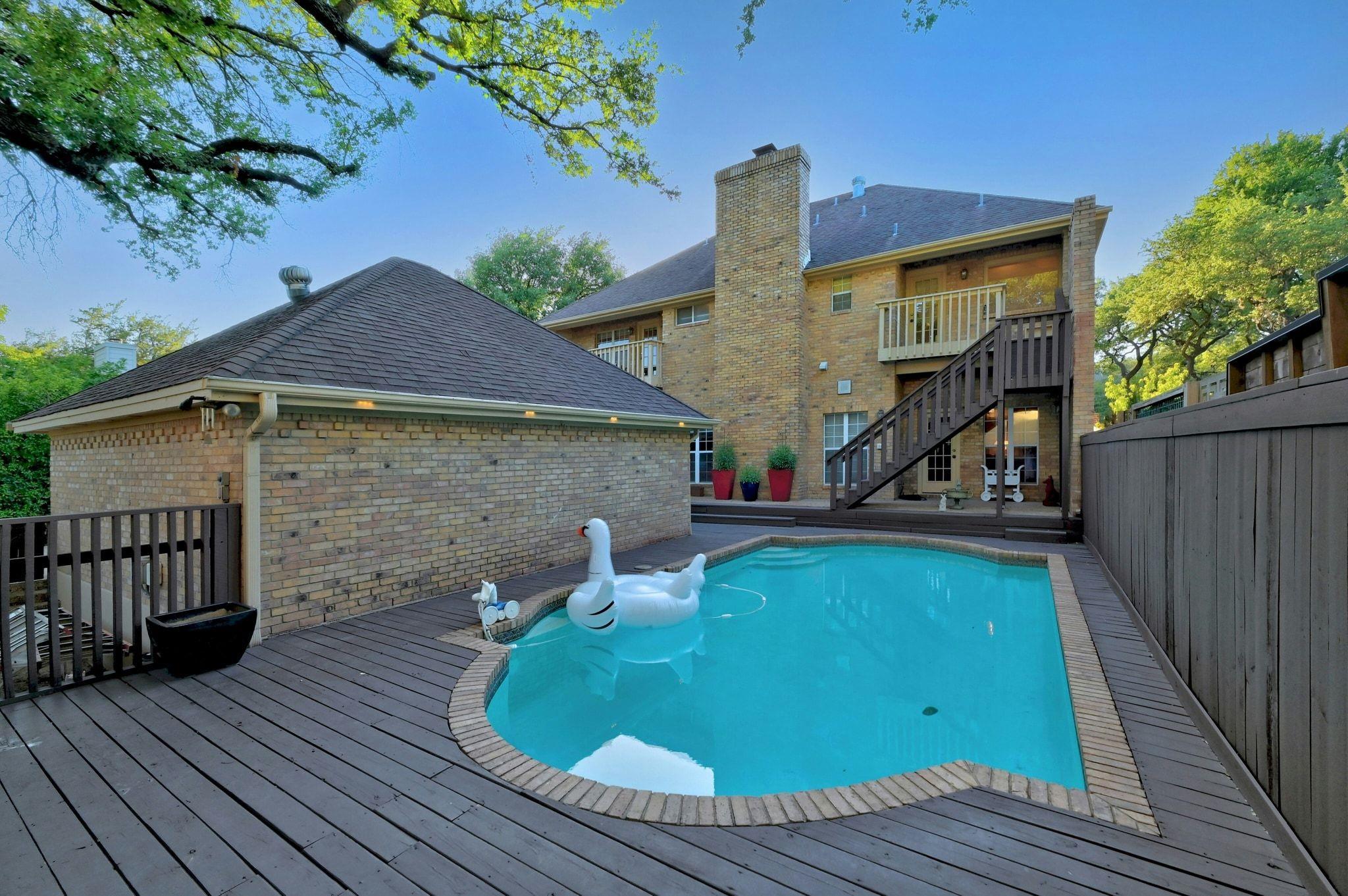 5805 Tom Wooten DR