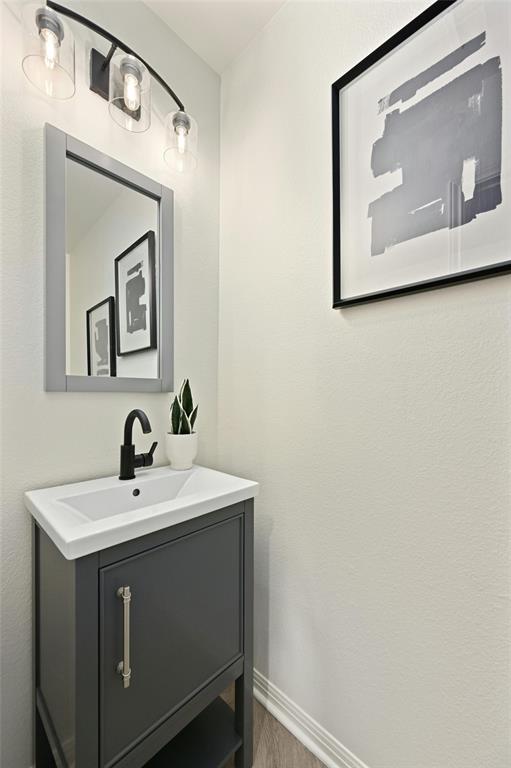 6405 Salcon Cliff DR