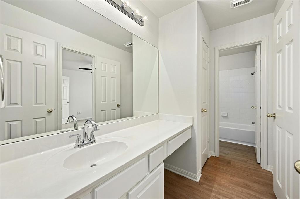 6405 Salcon Cliff DR