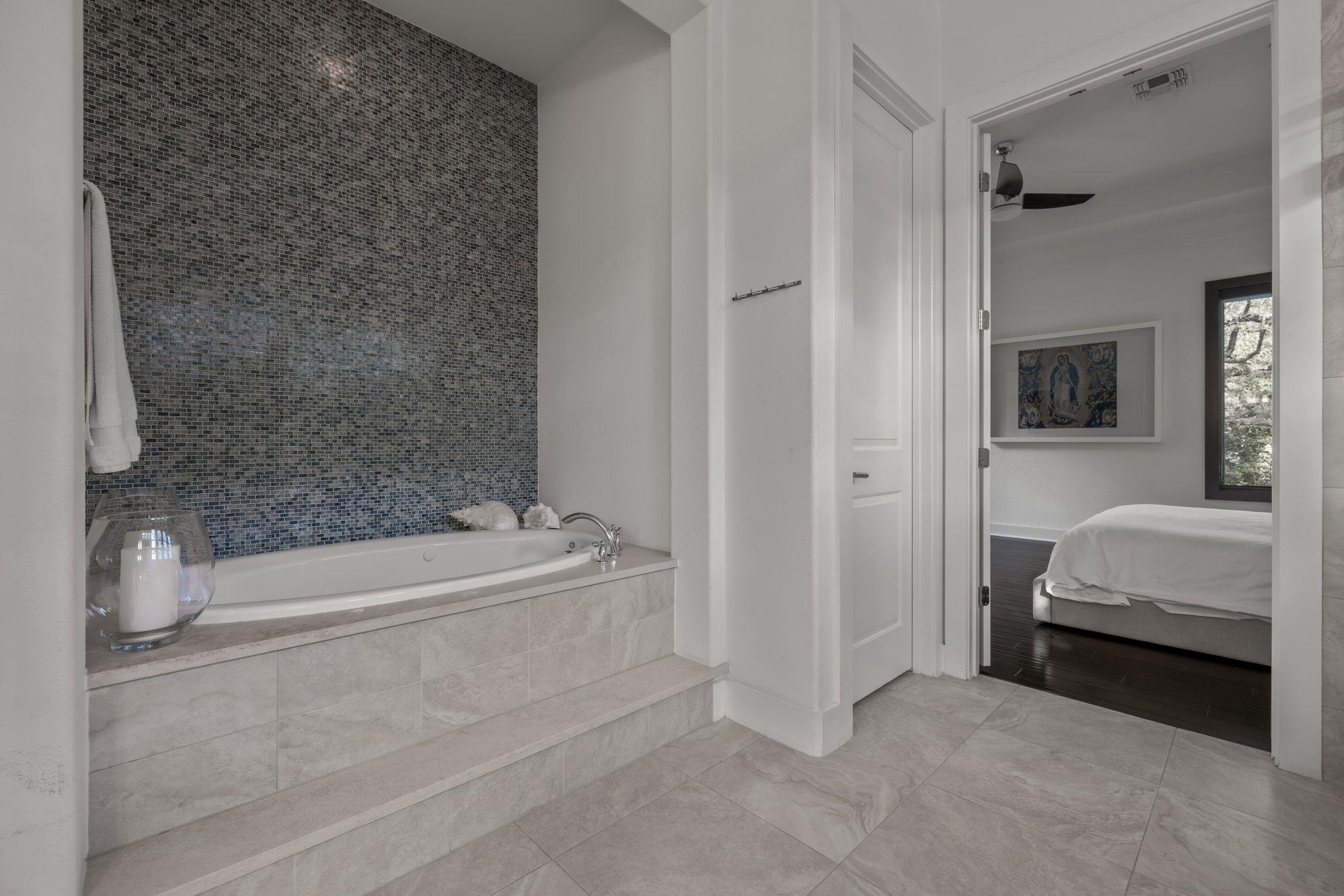 4720 Rockcliff RD # 1