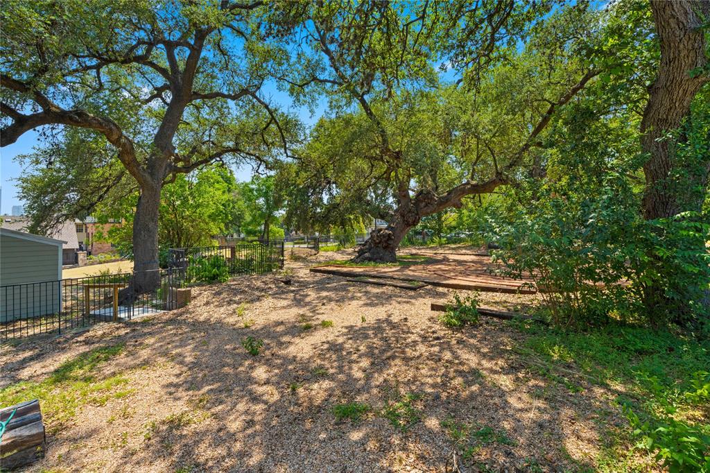 1500 Rio Grande, TRACT D ST