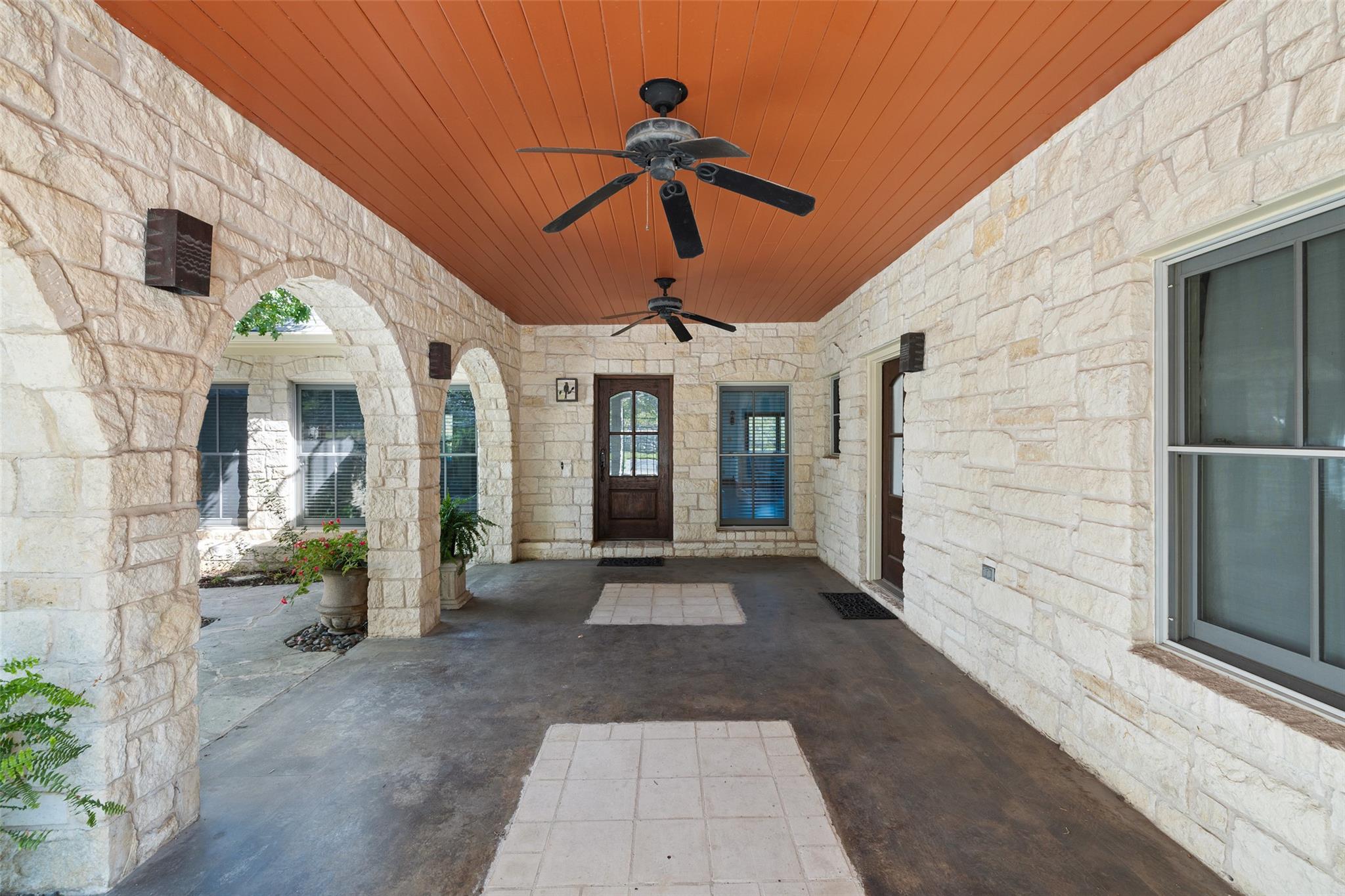 7114 Las Ventanas DR