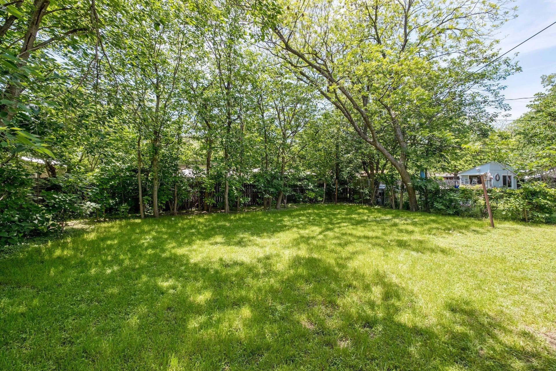 1811 Forest Hill DR