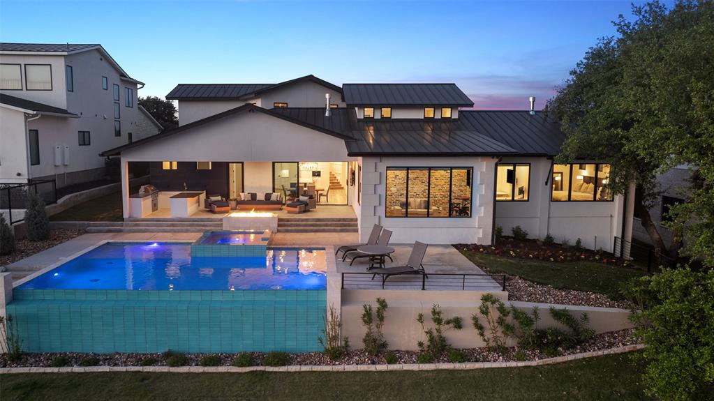 217 Houdini WAY