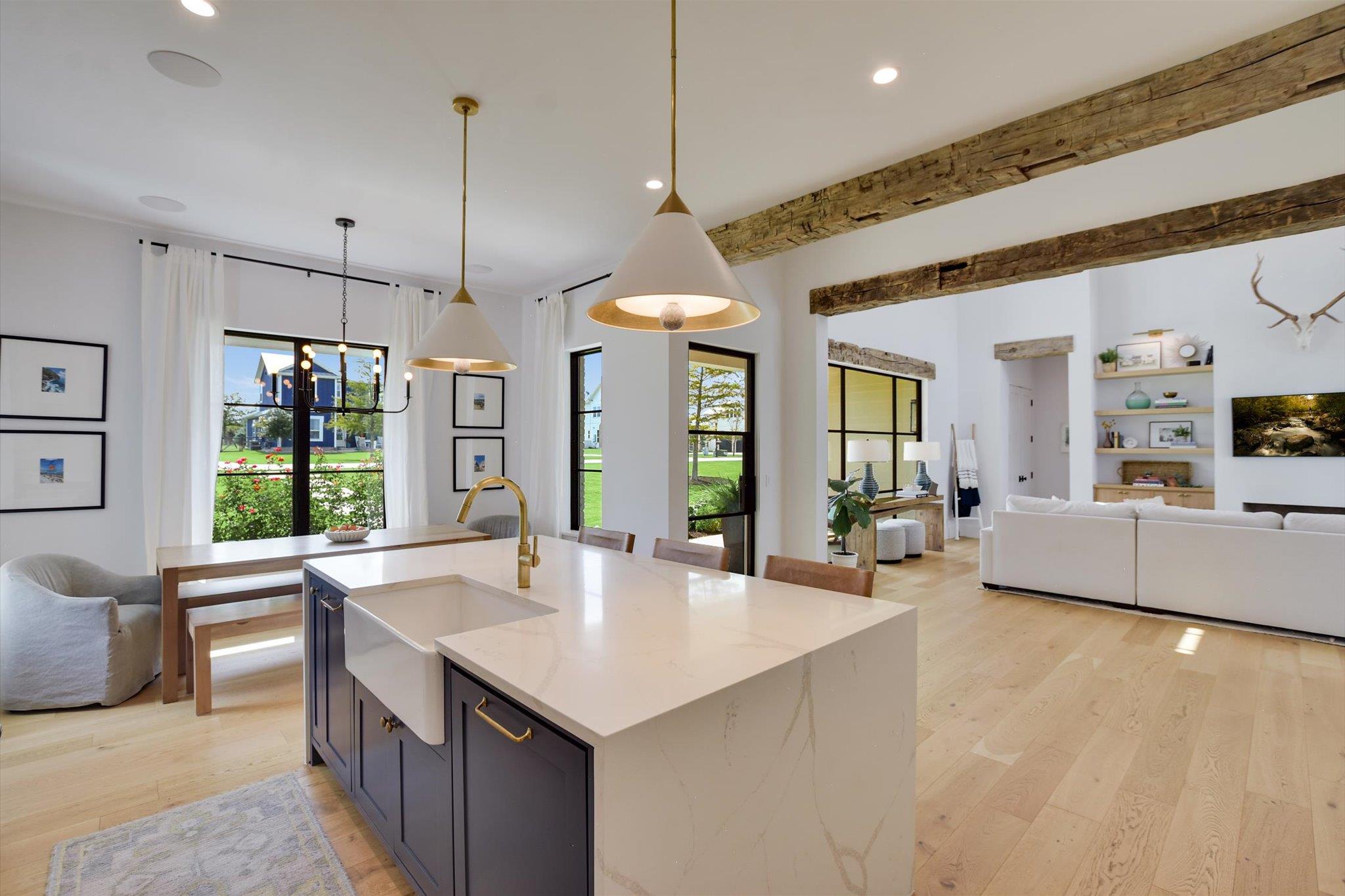 119 Victorian Gable DR