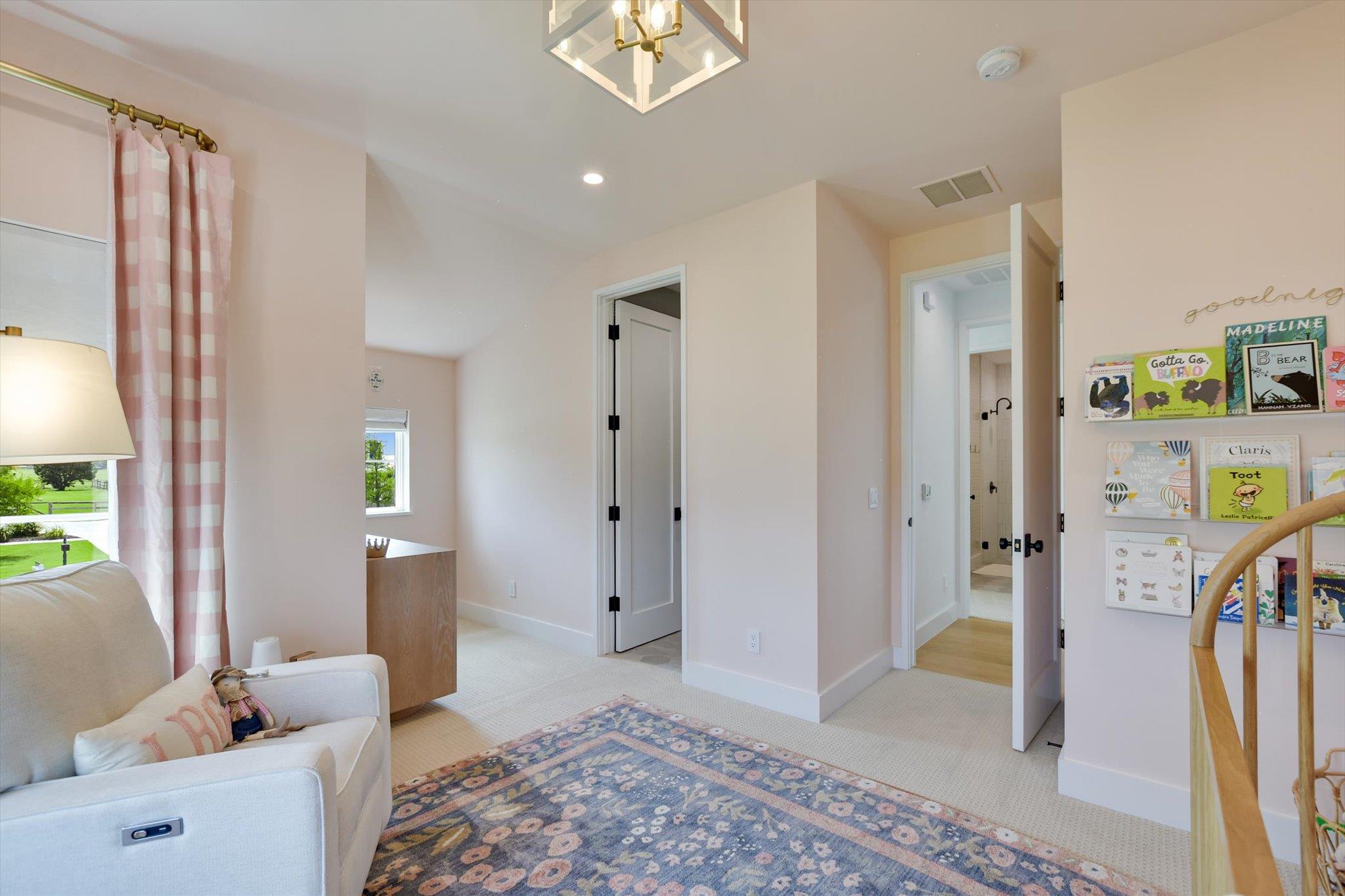 119 Victorian Gable DR