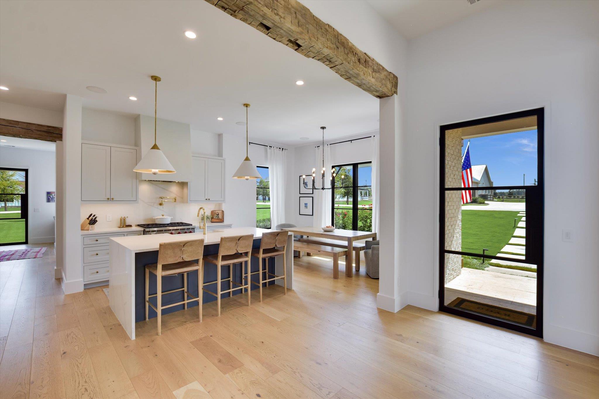 119 Victorian Gable DR