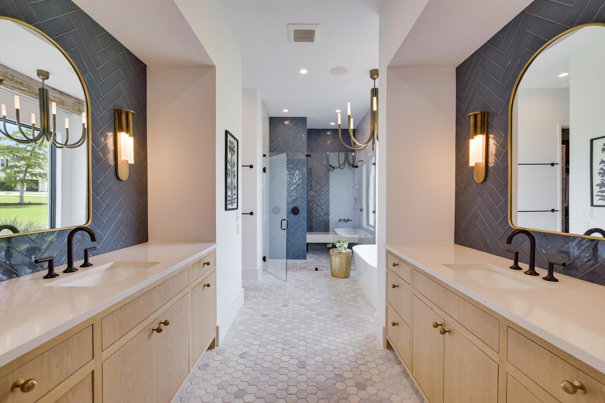 119 Victorian Gable DR