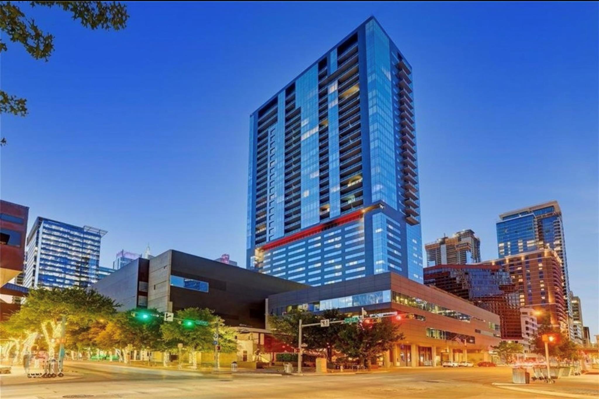 210 Lavaca ST # 3209