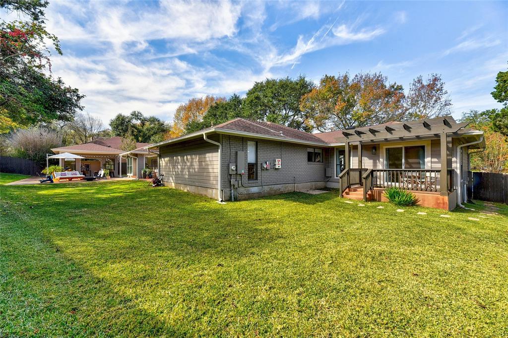 1601 Scottish Woods TRL