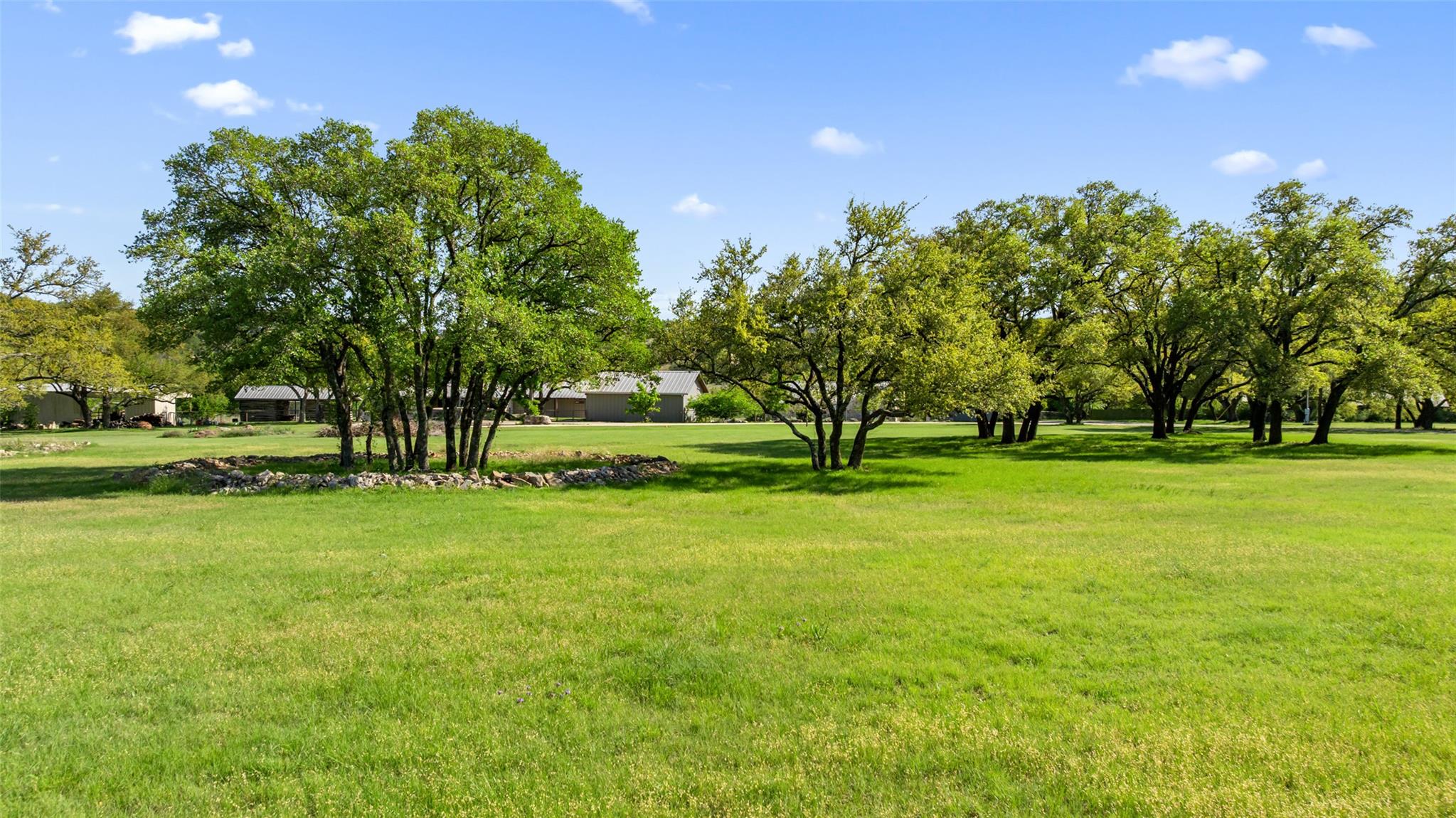 4813 Twin Acres DR