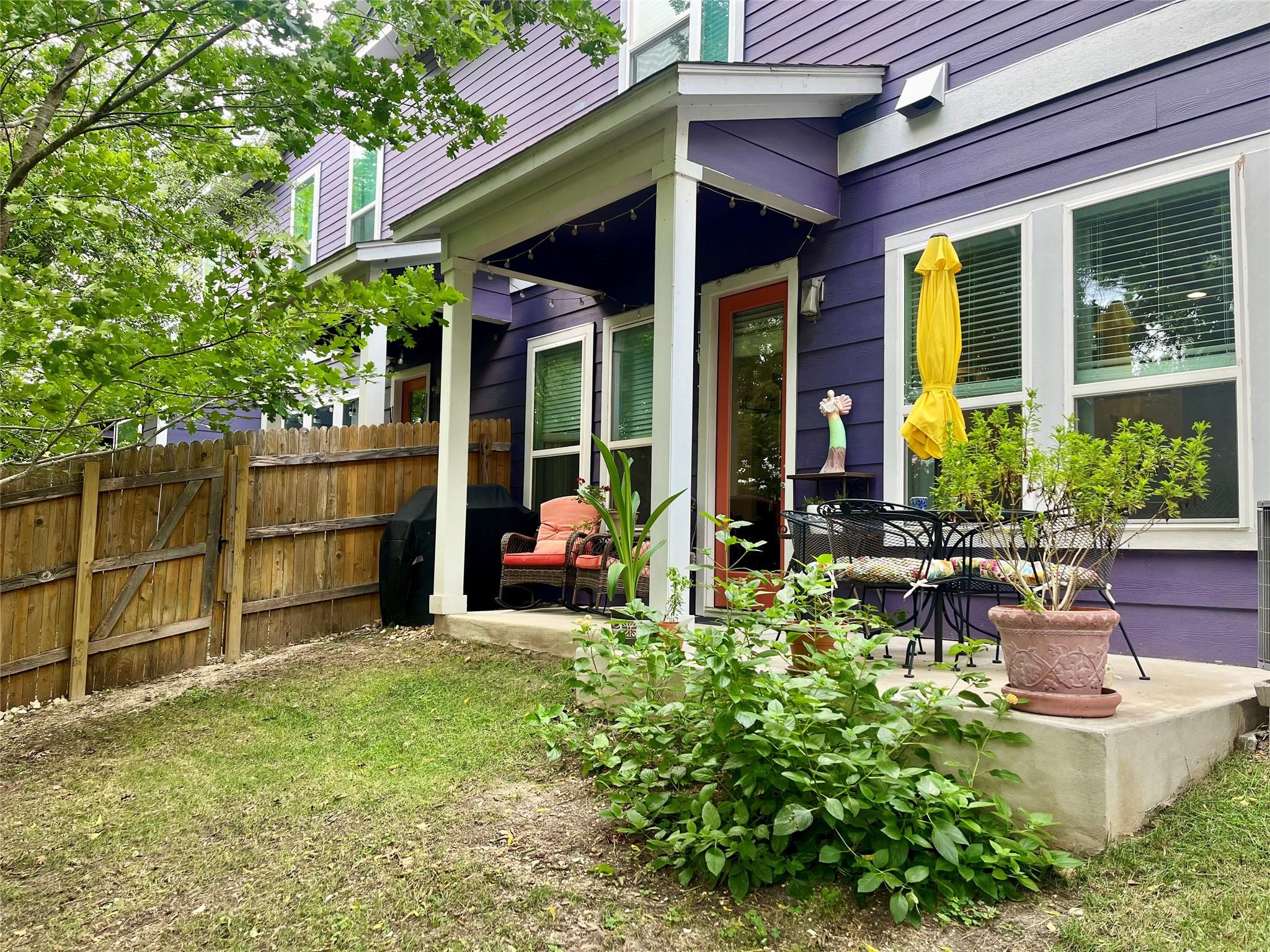 8922 Menchaca RD # 704