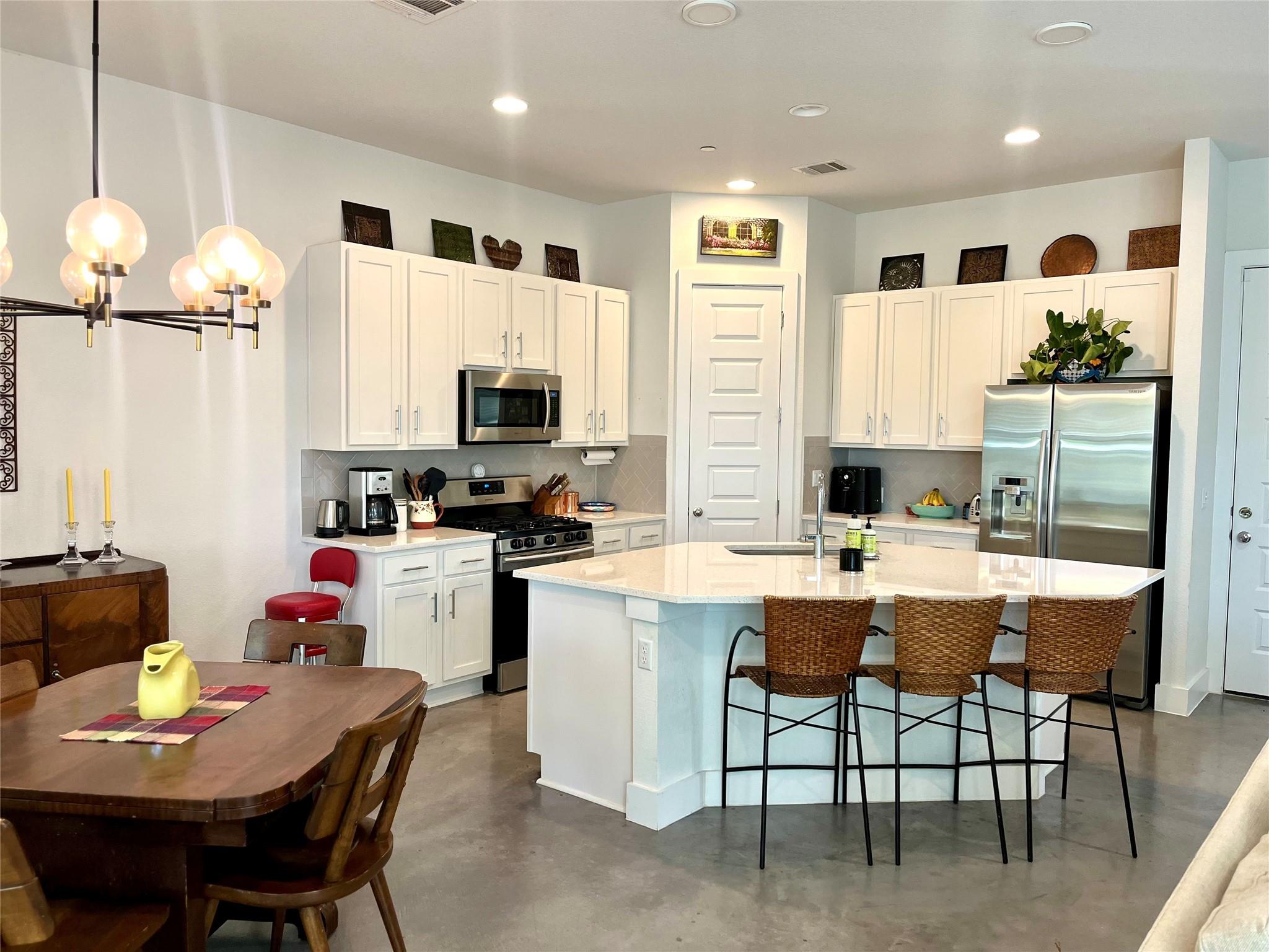 8922 Menchaca RD # 704