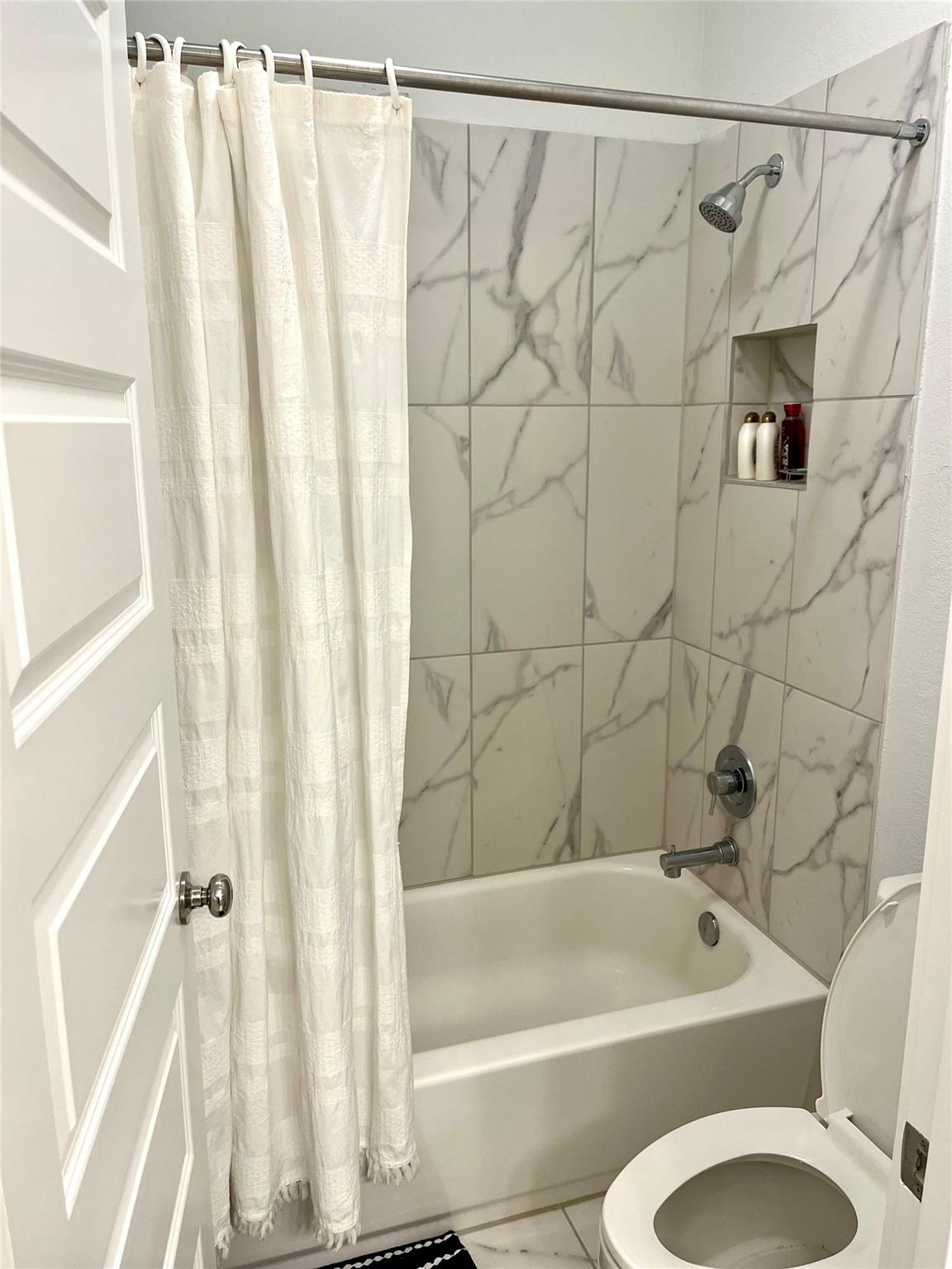 8922 Menchaca RD # 704