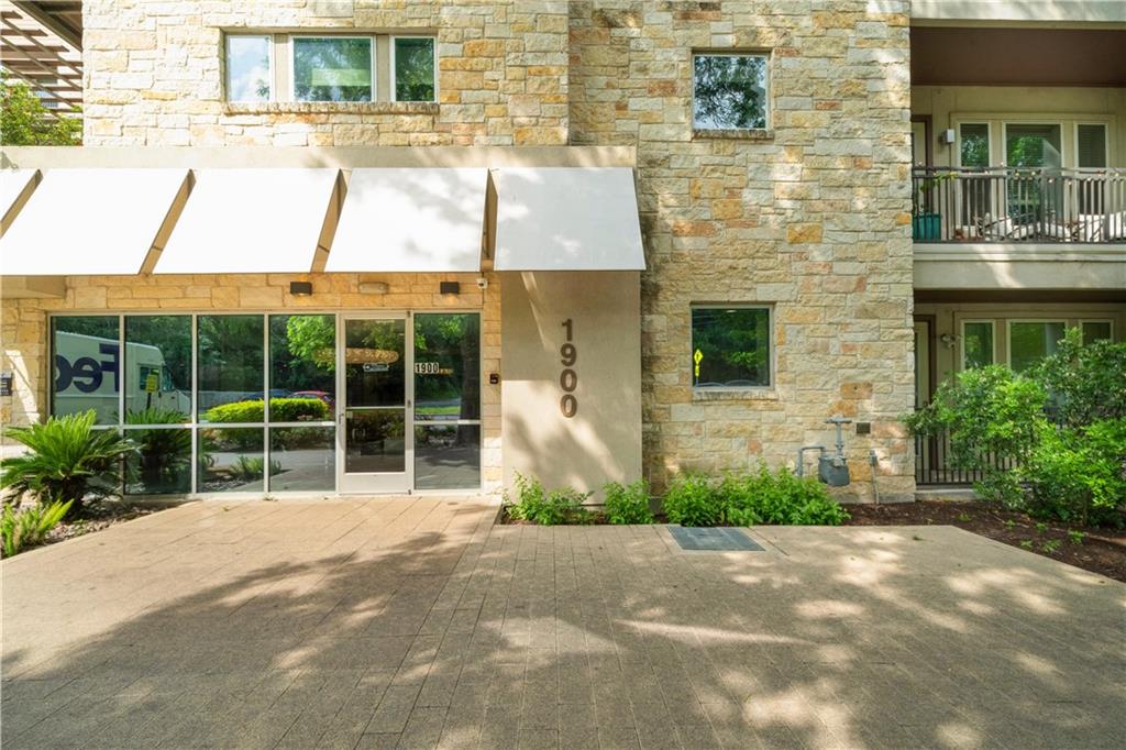 1900 Barton Springs RD # 1040