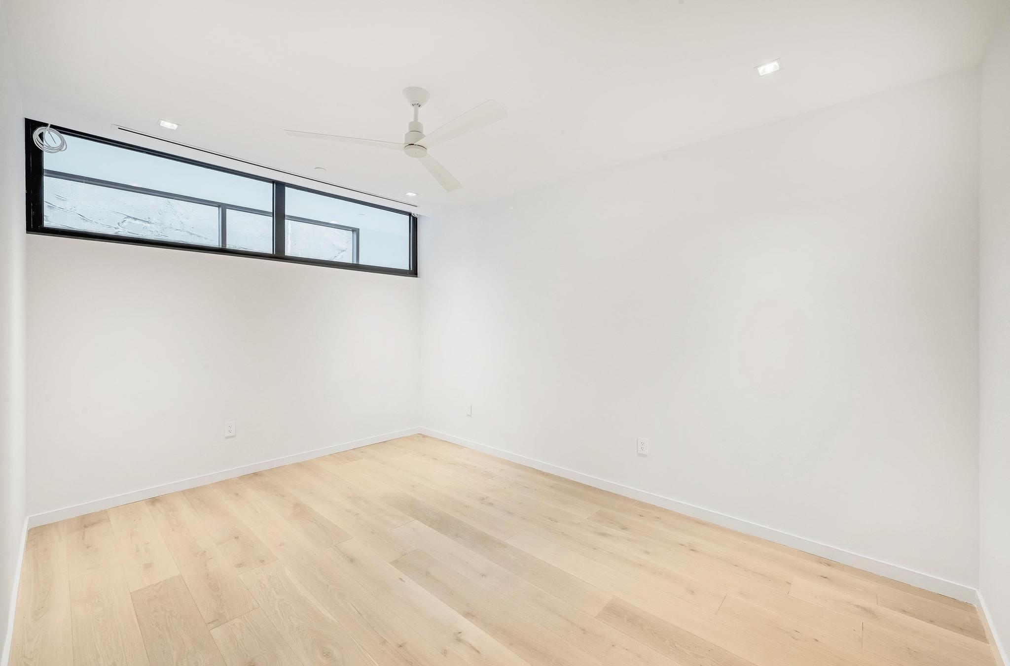 1006 Baylor ST # 202