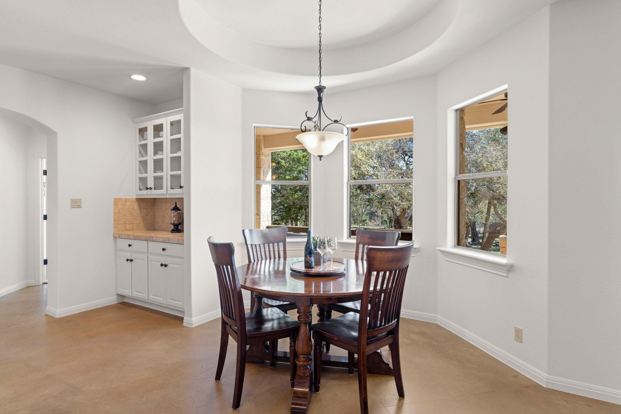 1426 Shelton Ranch RD