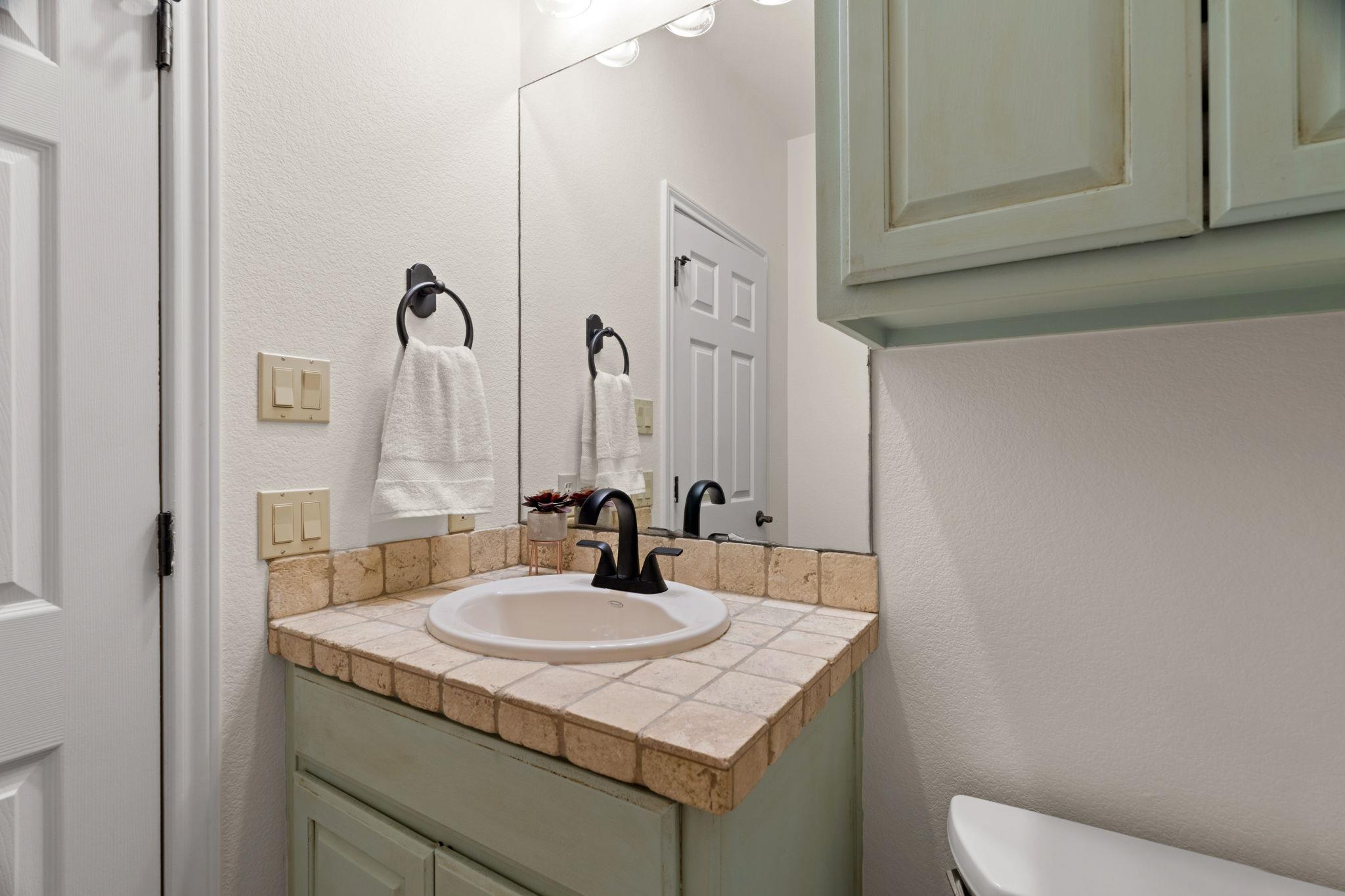 1426 Shelton Ranch RD