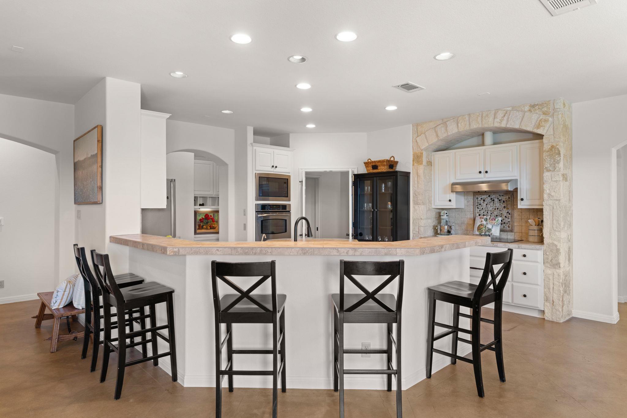 1426 Shelton Ranch RD