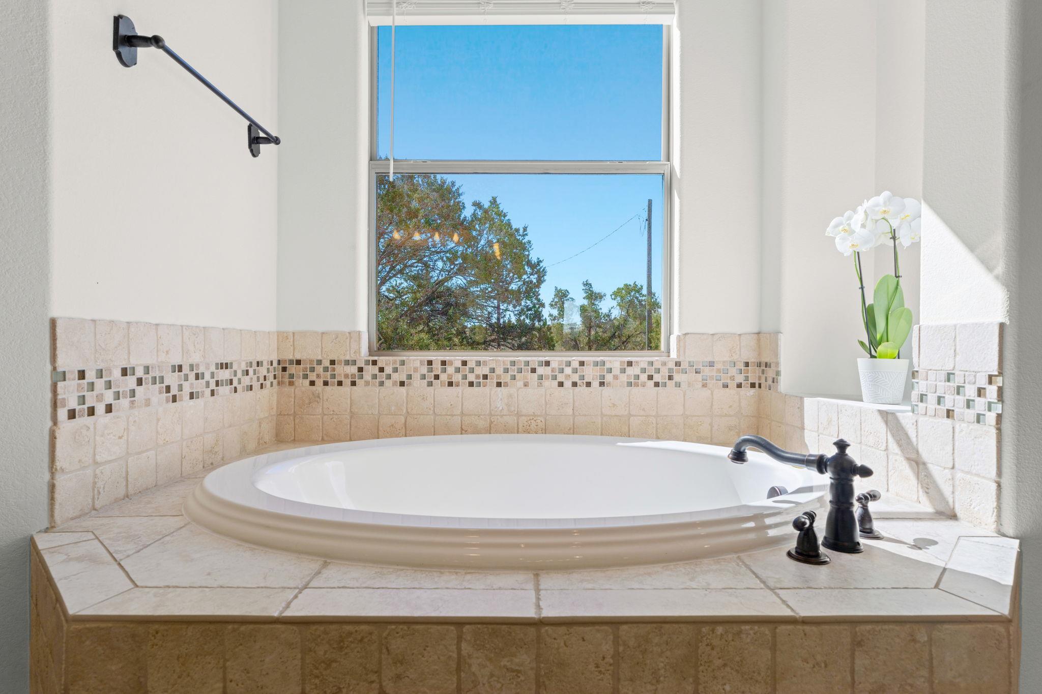 1426 Shelton Ranch RD