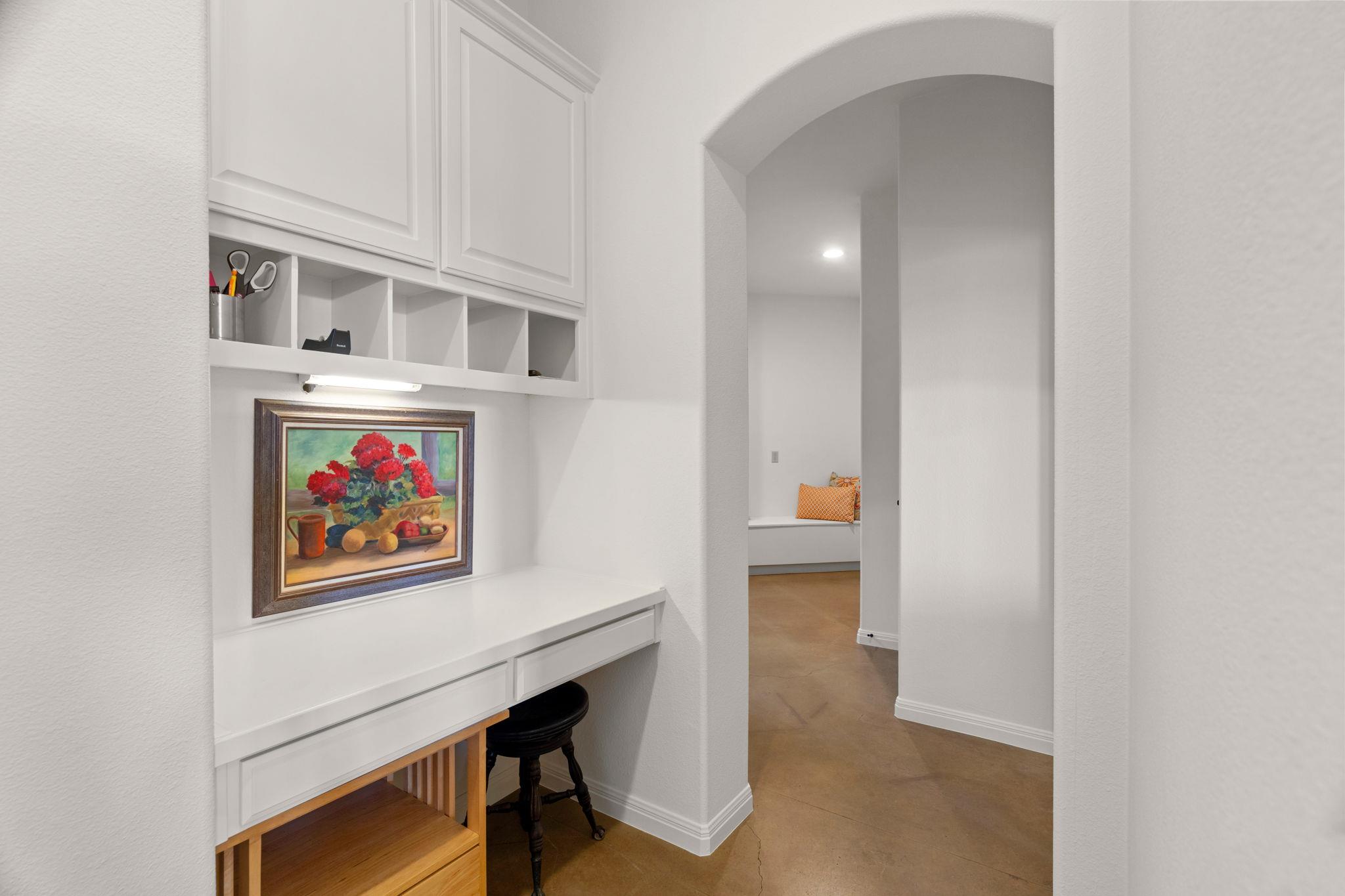 1426 Shelton Ranch RD