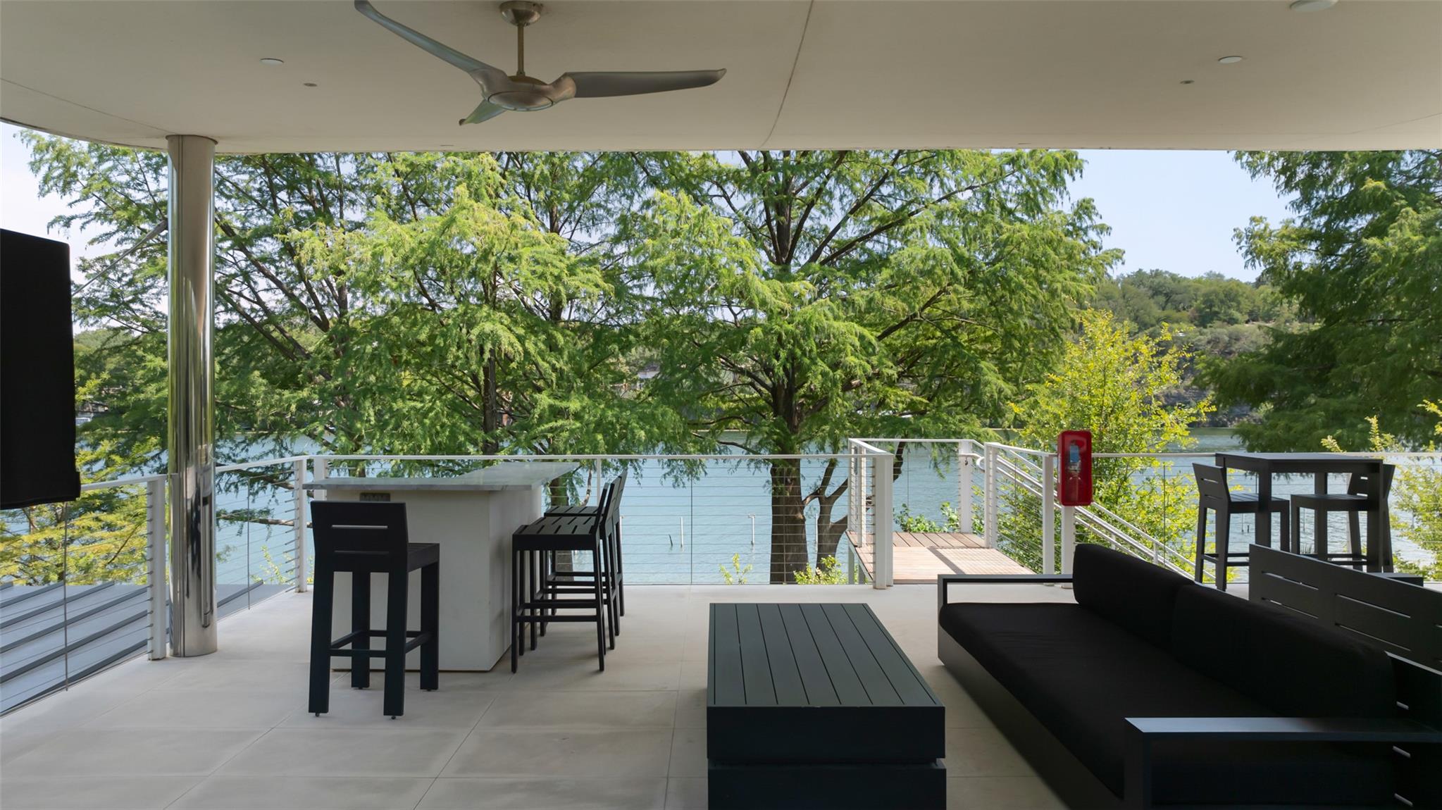 2503 Westlake DR # 201