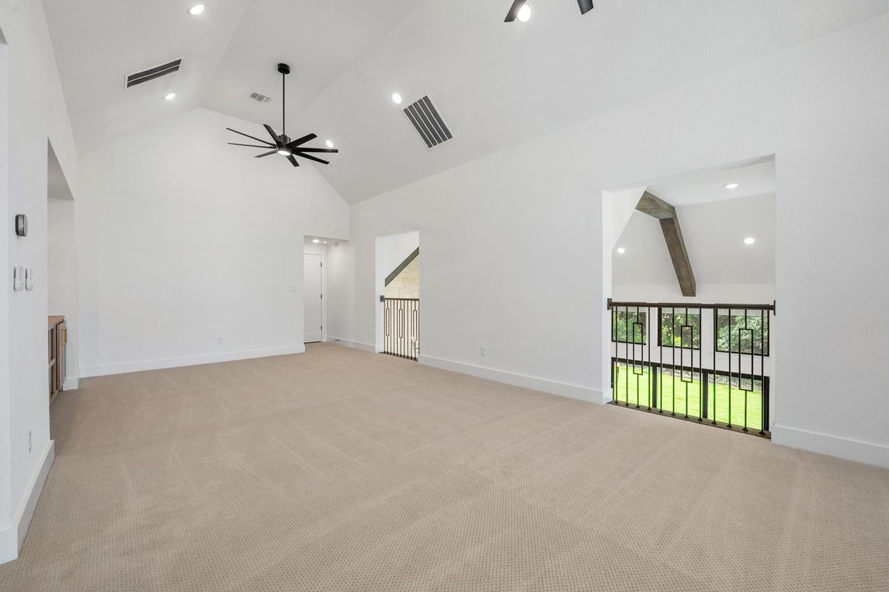 851 Old Stone RD
